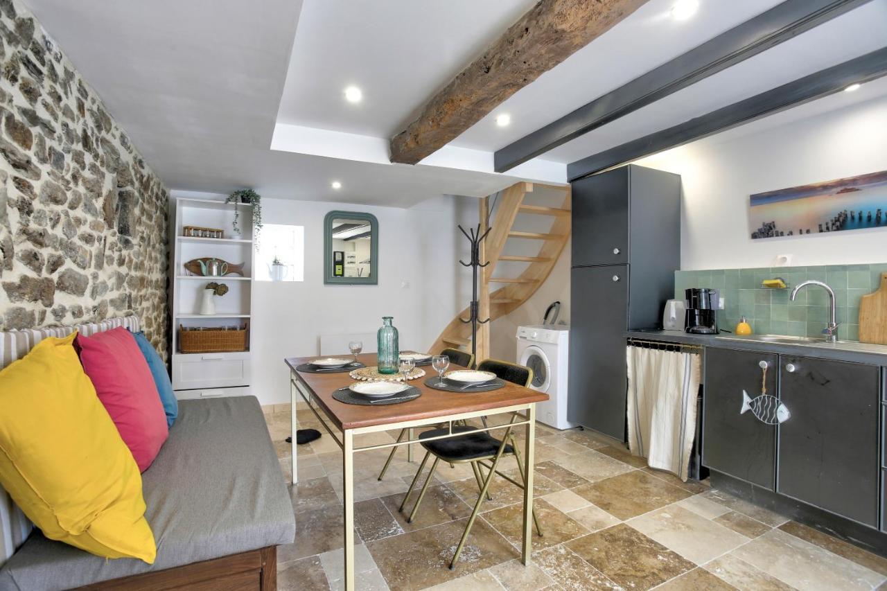La Quinardais - Charmante Maison Avec Terrasse Saint-Samson-sur-Rance Eksteriør billede