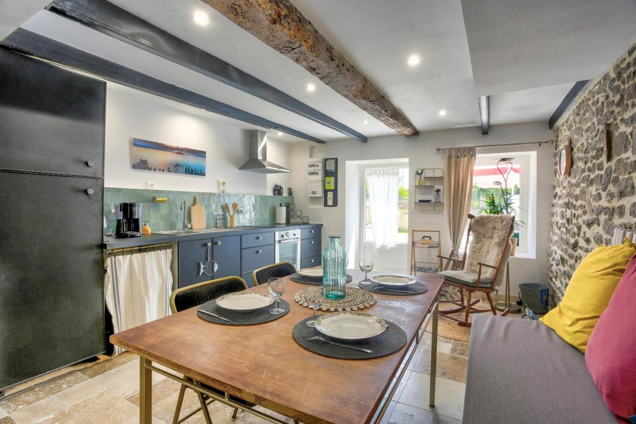 La Quinardais - Charmante Maison Avec Terrasse Saint-Samson-sur-Rance Eksteriør billede